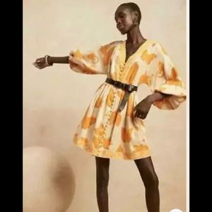 NWT Banana Republic Butterfly Balloon Sleeve Mini Dress, 2, Yellow Gold